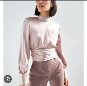 Aritzia Babaton Rosalia Champagne Ivory Long Sleeve Top XS